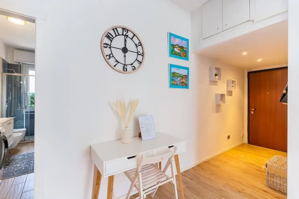 Istria-Niguarda Suite Moderna Milano 0*,