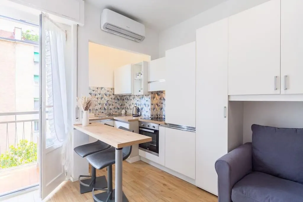 Apartment Istria-Niguarda Suite Moderna Milan Italy